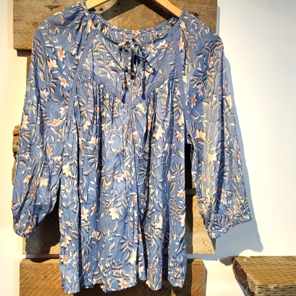 Floral Blue Women's Top